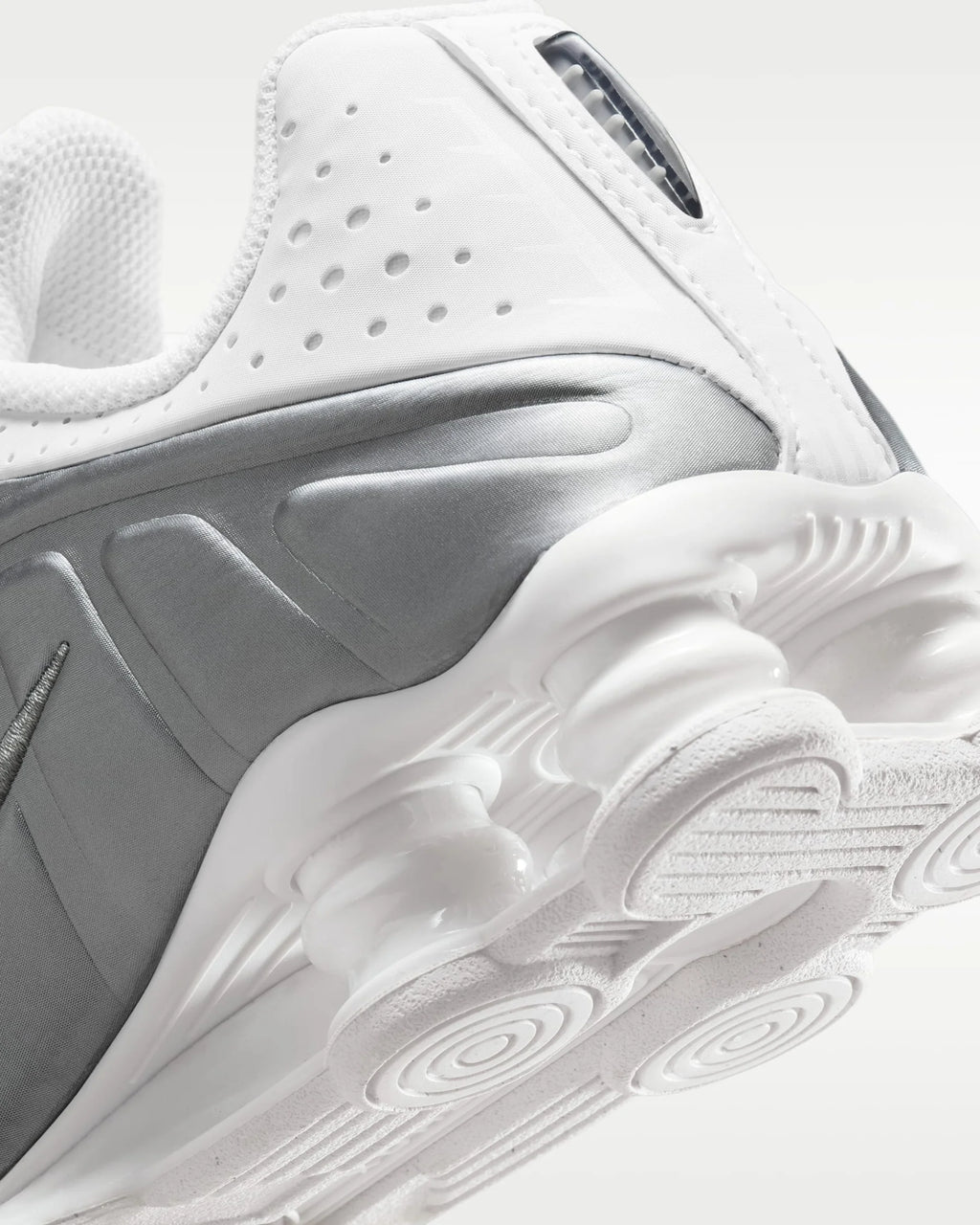 Nike Shox R4 'White'